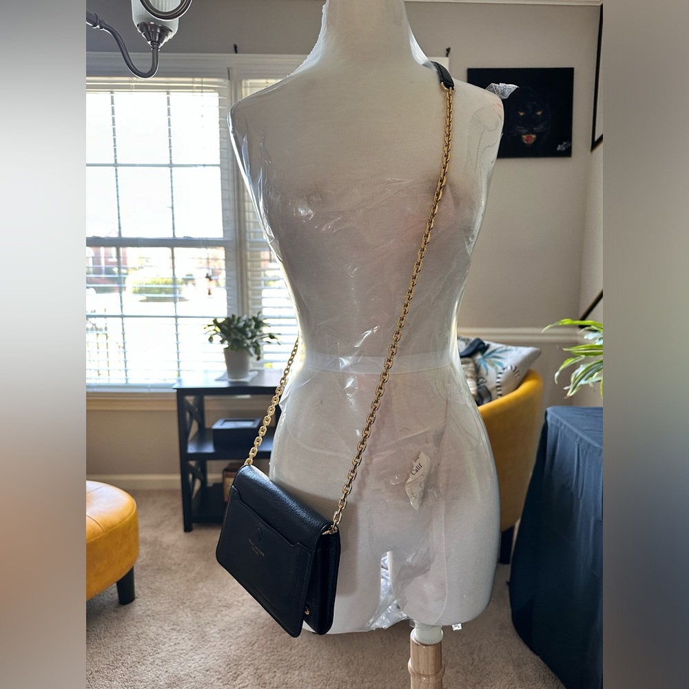 Marc Jacobs crossbody/shoulder bag with gold hardware